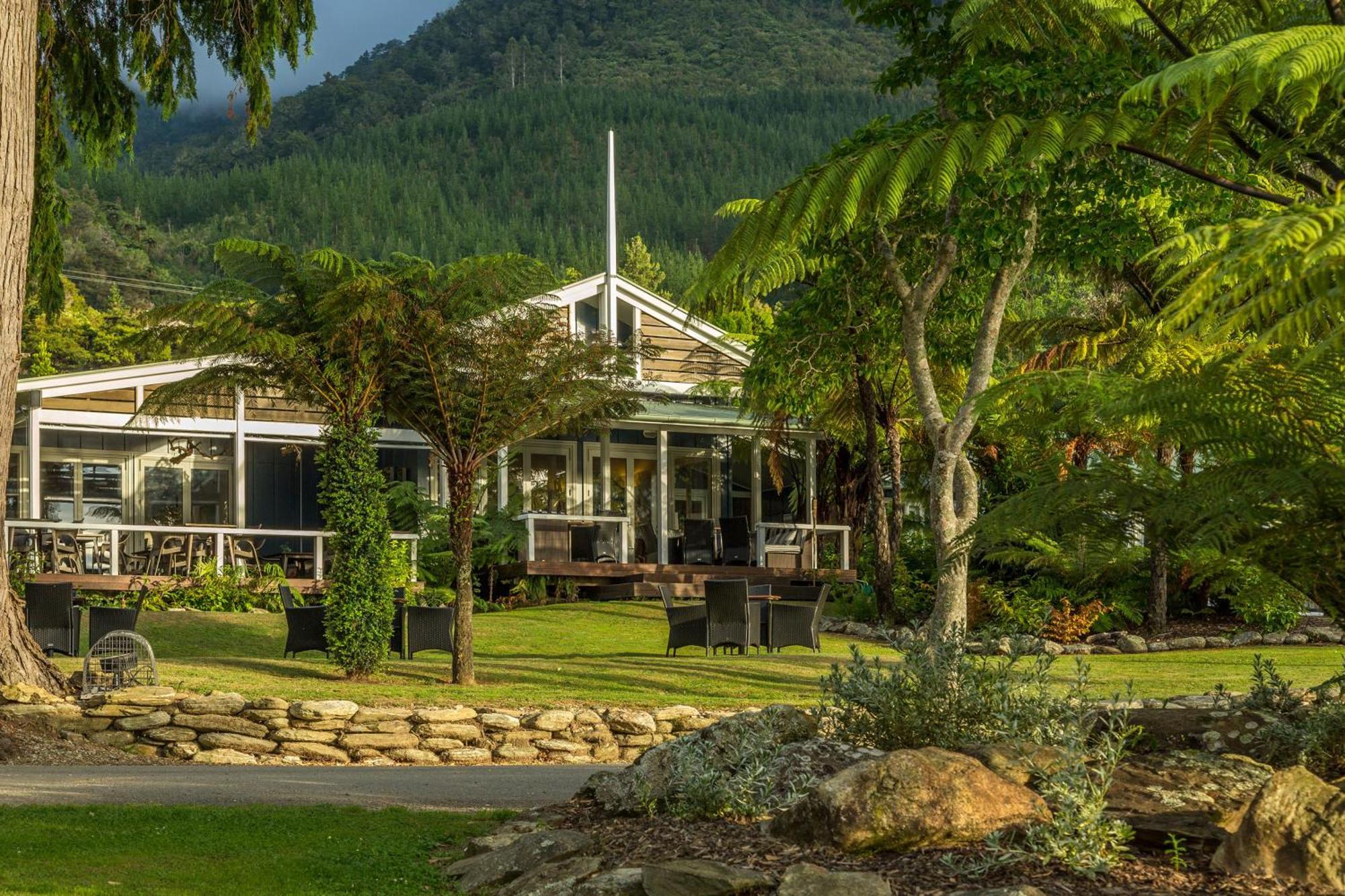 Raetihi Lodge Kenepuru Sounds Exterior foto